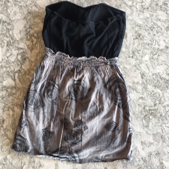 Rose Dress - Picture 3 of 6